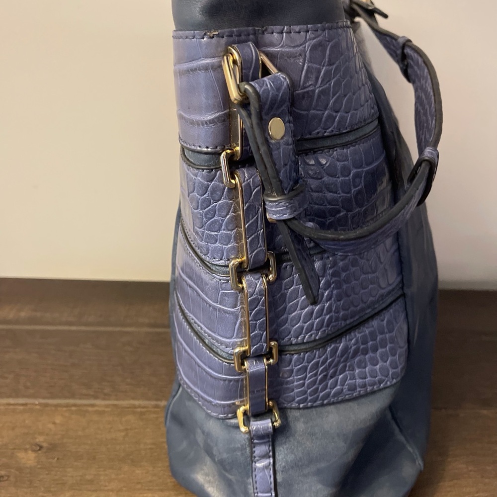 Versace bag - Picture 10 of 12